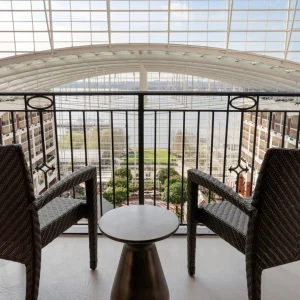 wasgn-balcony-8660-hor-clsc